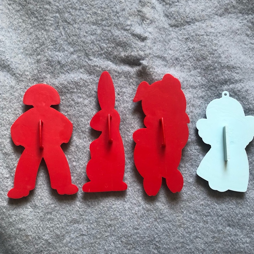 Red and Blue Vintage Special Occasion Plastic Cookie Cutter Set - Picture 2 of 10